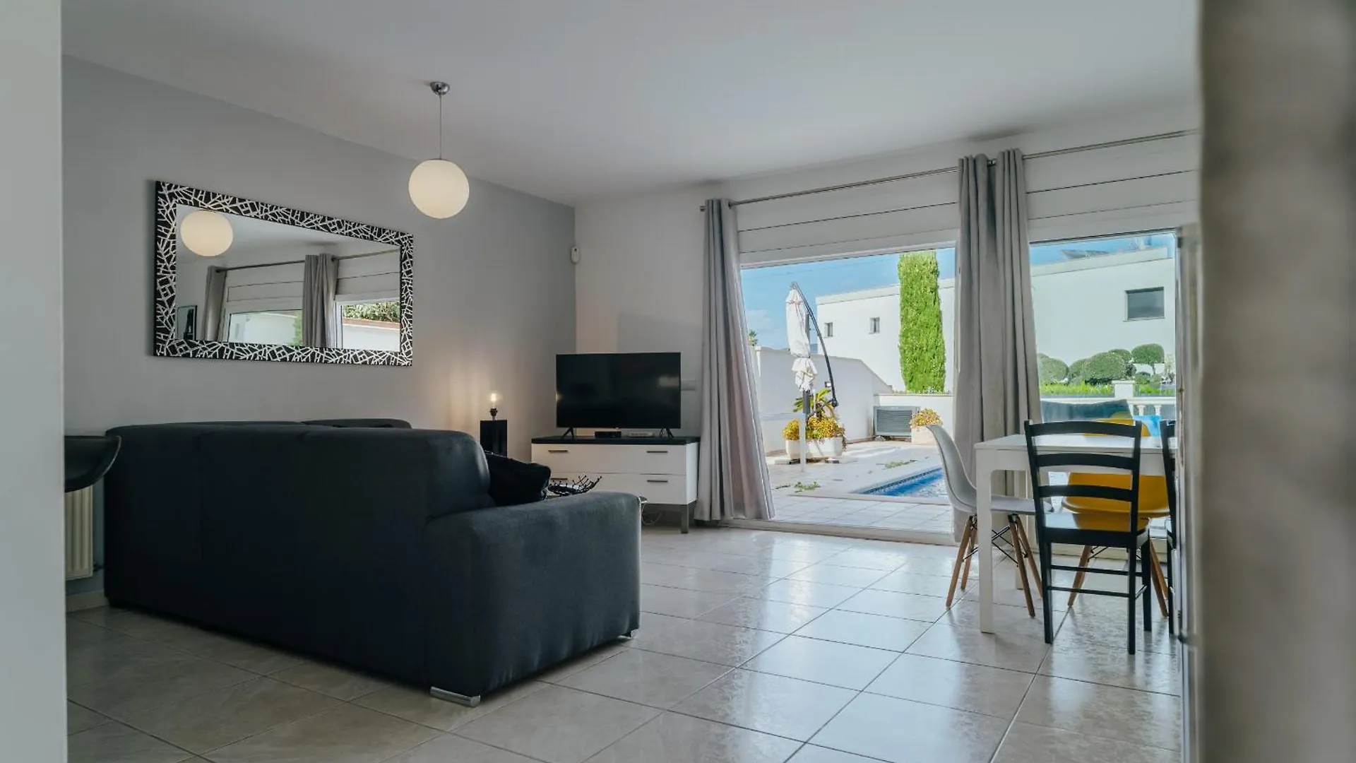 Welcs Casa 185 Emp Con Piscina Privada Villa Empuriabrava 0*,